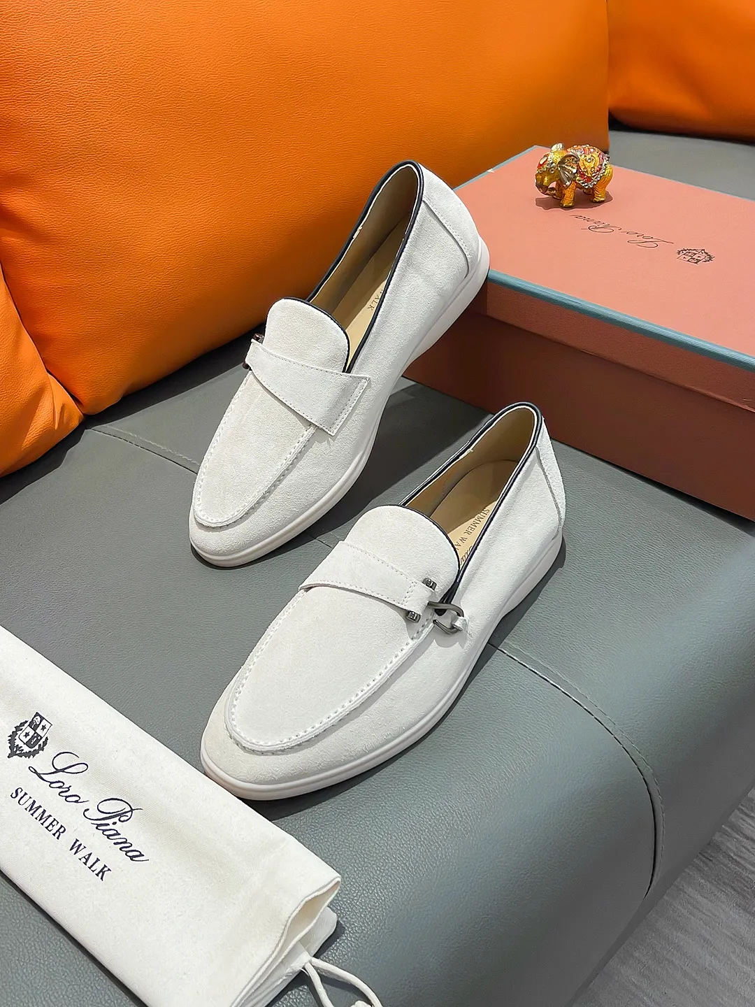 Men's shoes LORO PIANA "LP" P420 Regular size: 38-44 (casual shoes) Product materials: Selected high-mercerized suede upper, comfortable sheepskin lining; original outsole.